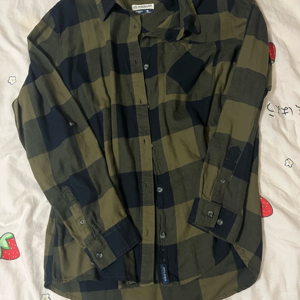 Magellan Outdoors Olive & Black Plaid Flannel